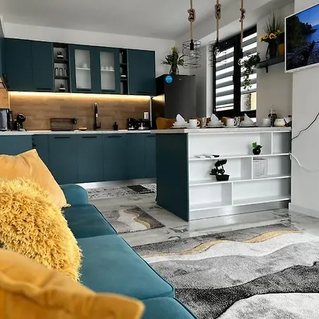 Marino Liberta South Apartament *